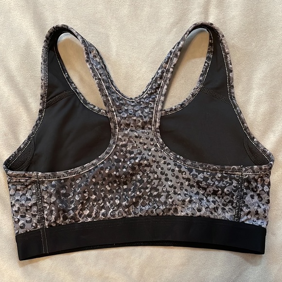 Small Grey/Black Printed Nike Sports Bra - Picture 4 of 6